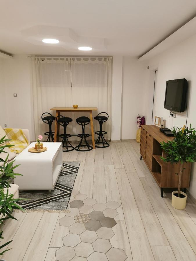 Apartman Tea Novi Sad Esterno foto