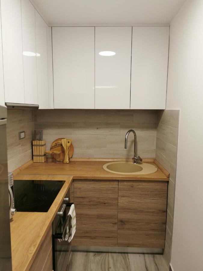 Apartman Tea Novi Sad Esterno foto