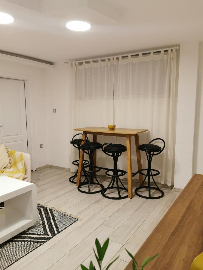 Apartman Tea Novi Sad Esterno foto